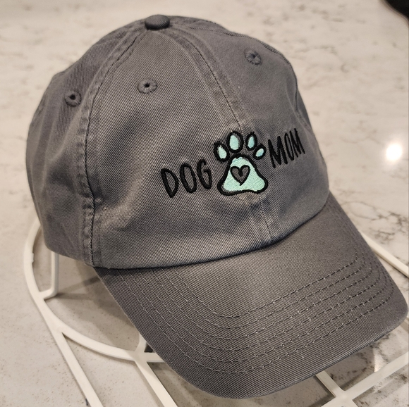 DOG MOM HAT - Picture 2 of 5